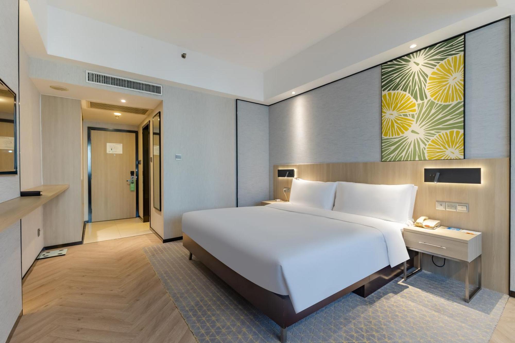 Premium King Room