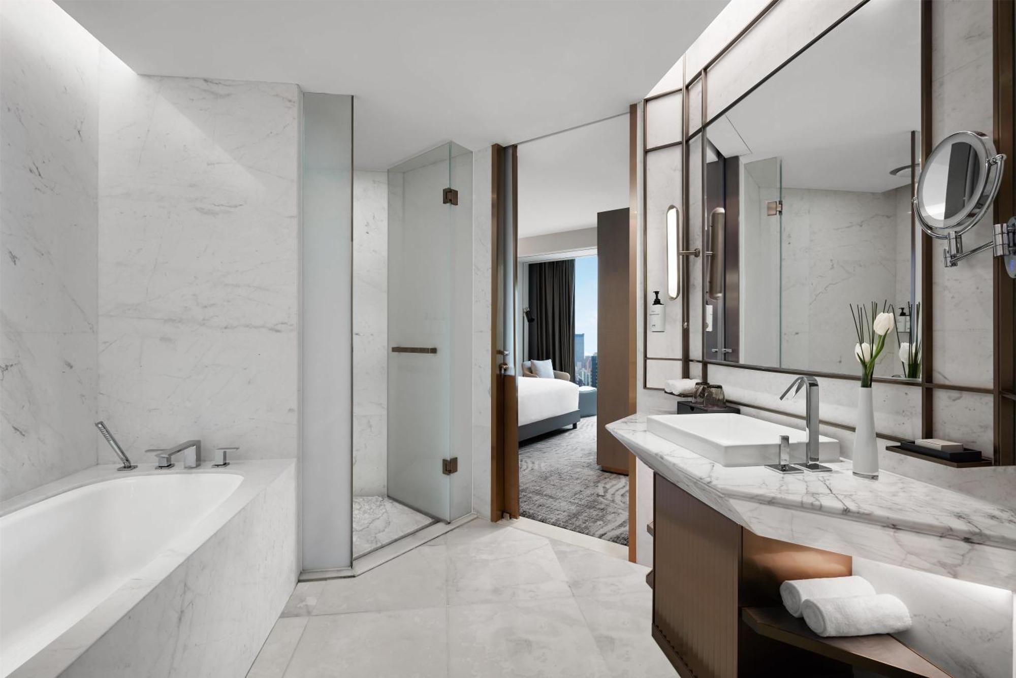 Premium King Room