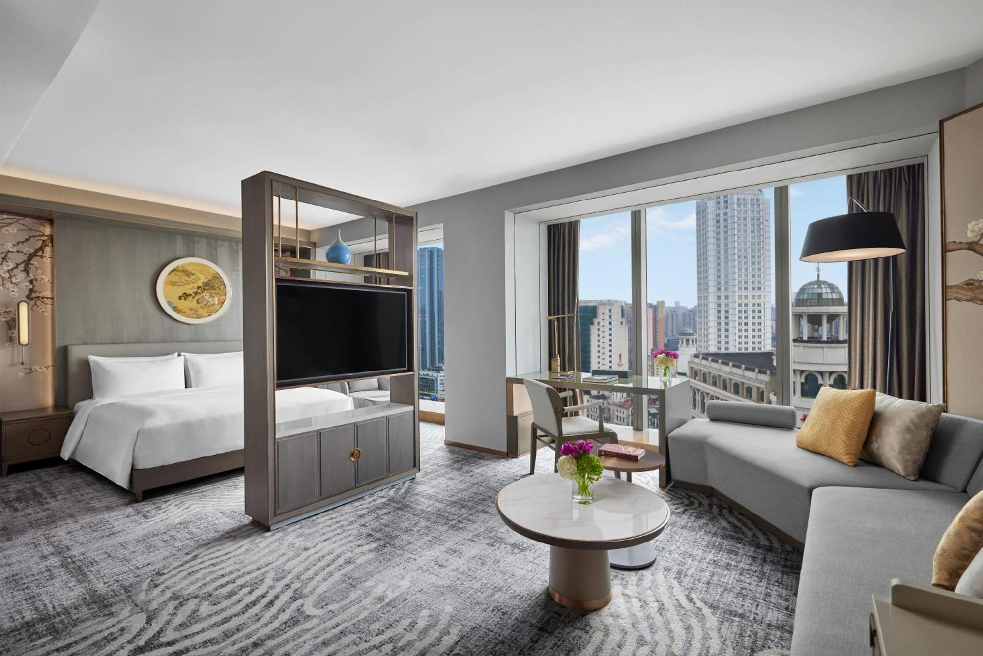 Premium King Room