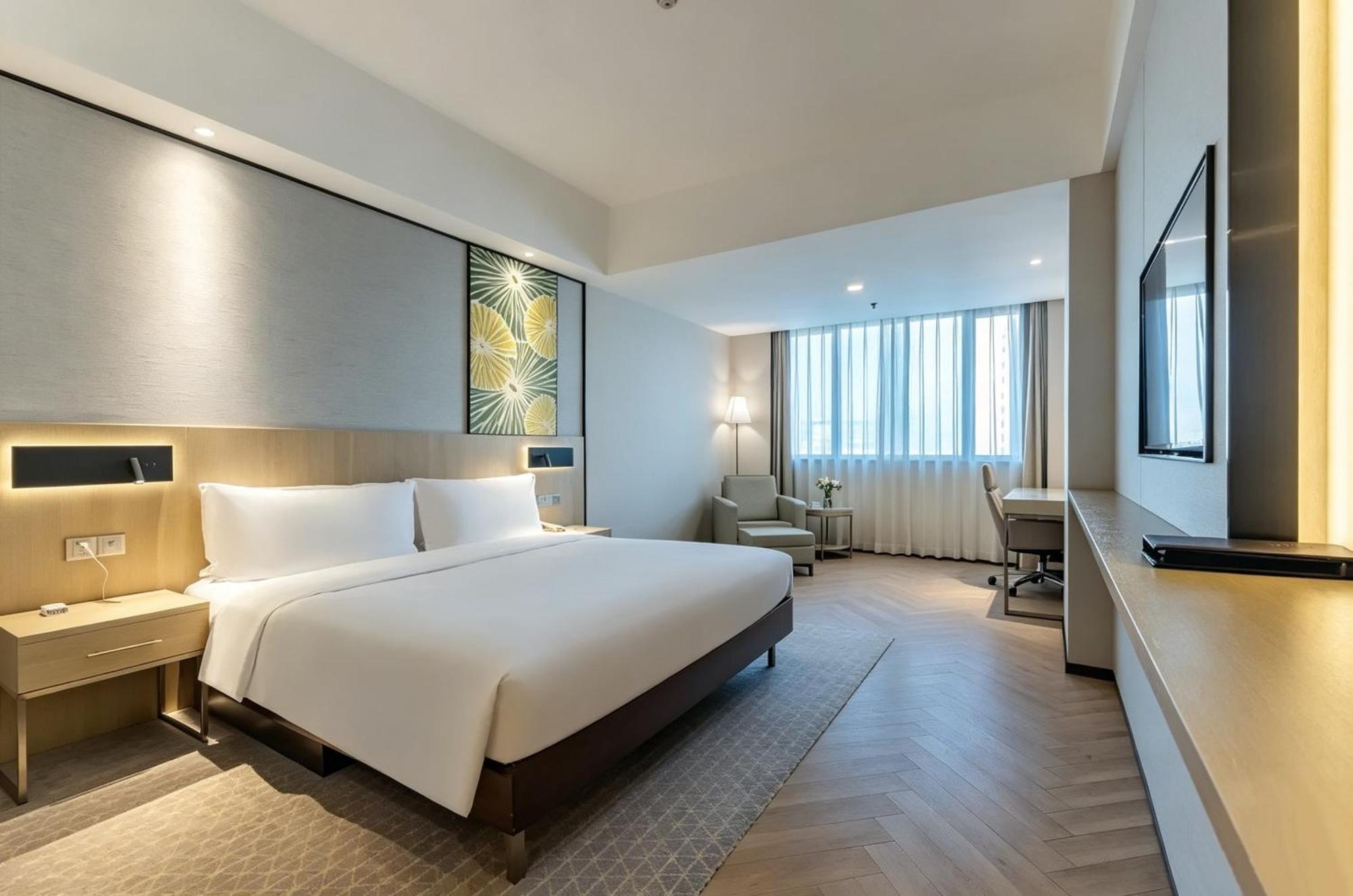 Standard King Room