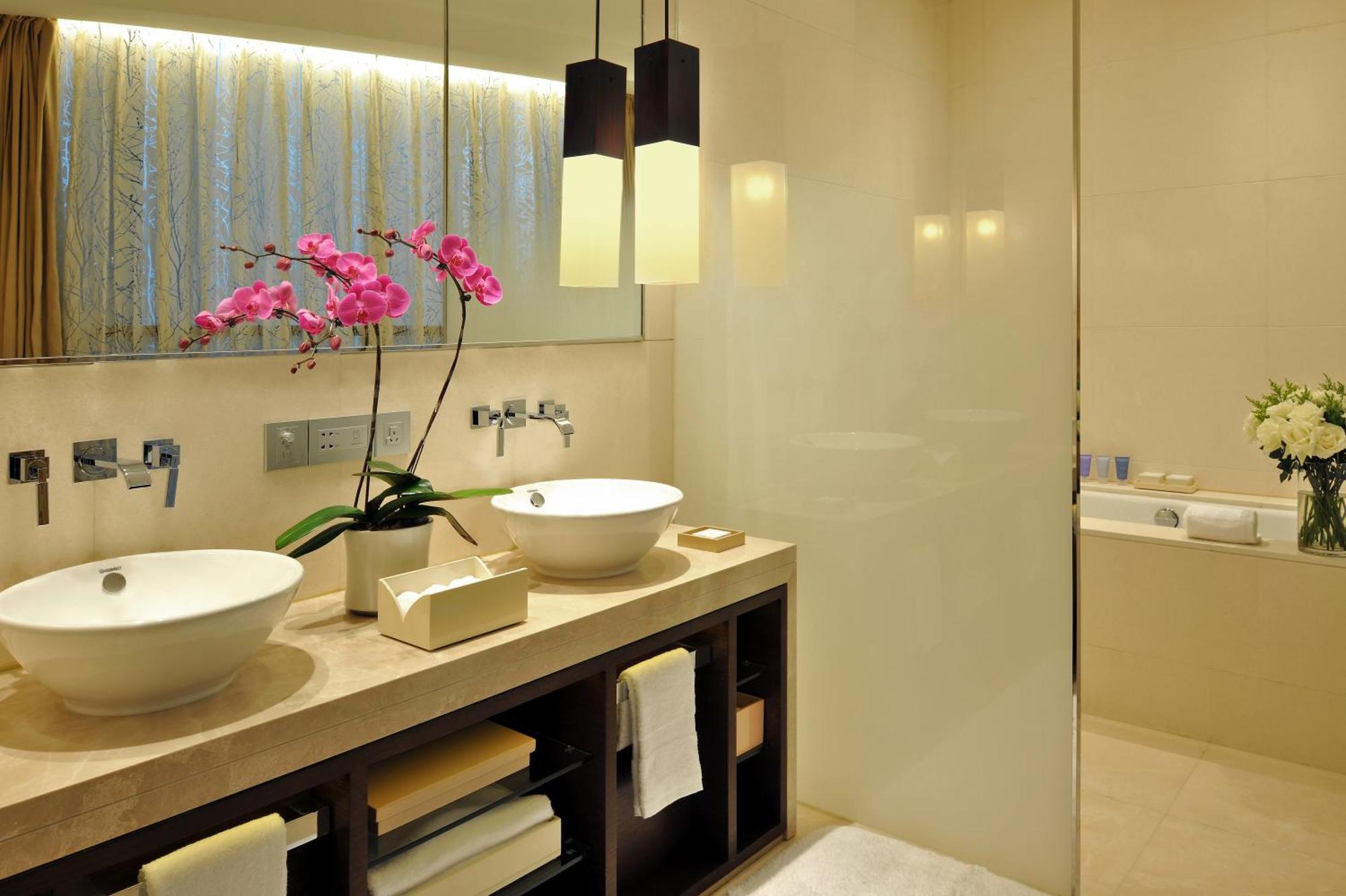 Premier King Room